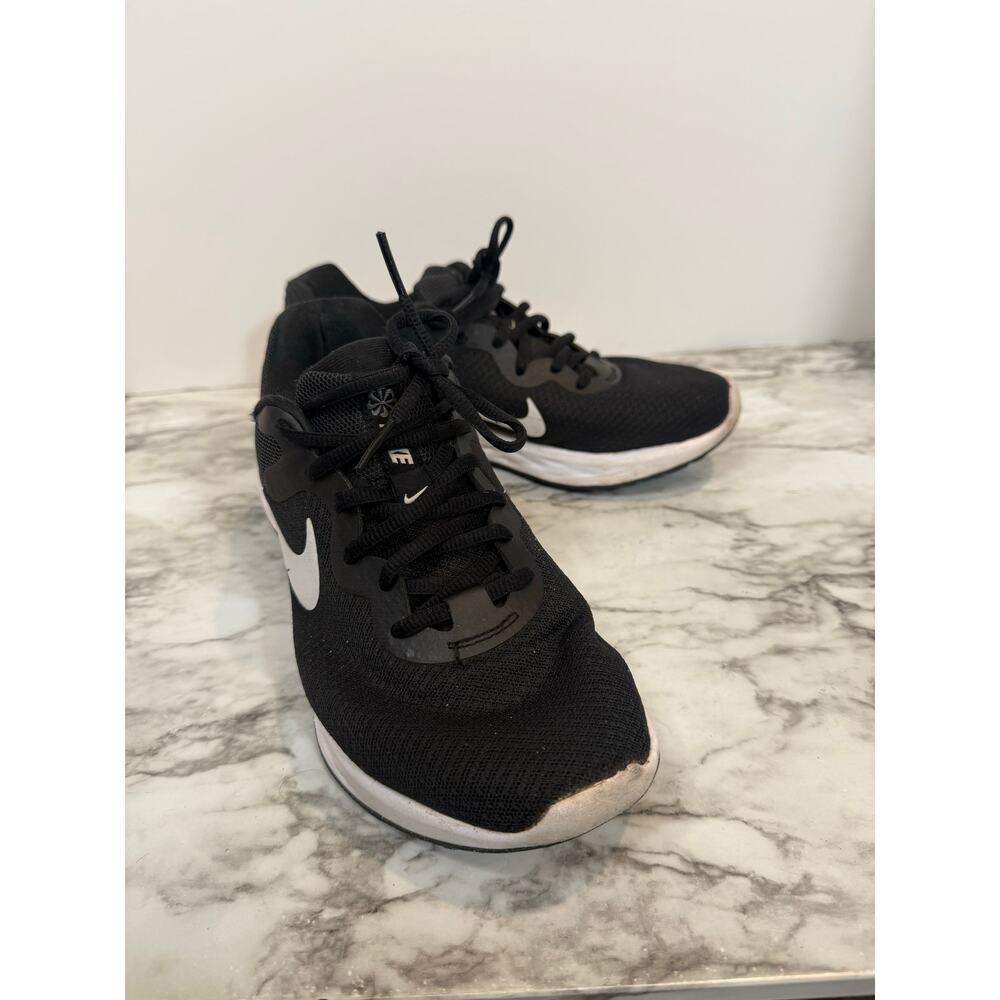 Nike Revolution 6 Next To Nature Running Black and White Women's Size 8.5